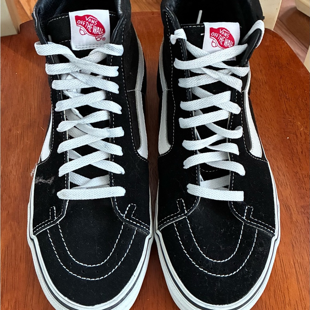 Vans Men's Black and White High-Top Sneakers